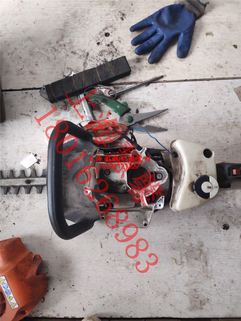 斯蒂爾維修綠籬機8243